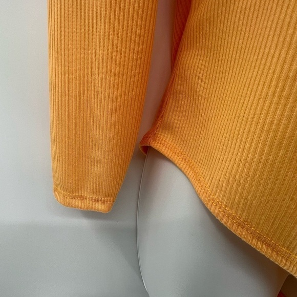 BOOHOO OFF THE SHOULDER RIB KNIT BODYSUIT SZ 12 NWT - Picture 11 of 12